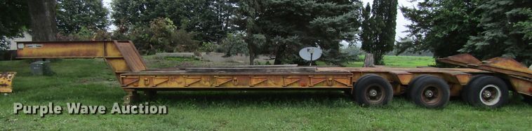 image for item GQ9039 1978 TSP CR35TXE lowboy equipment trailer