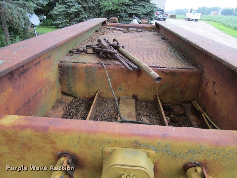 image for item GQ9039 1978 TSP CR35TXE lowboy equipment trailer