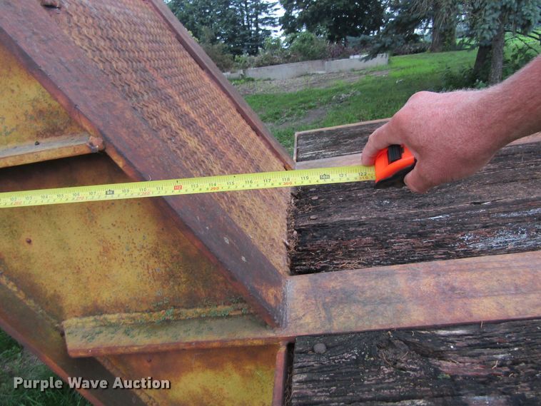 image for item GQ9039 1978 TSP CR35TXE lowboy equipment trailer