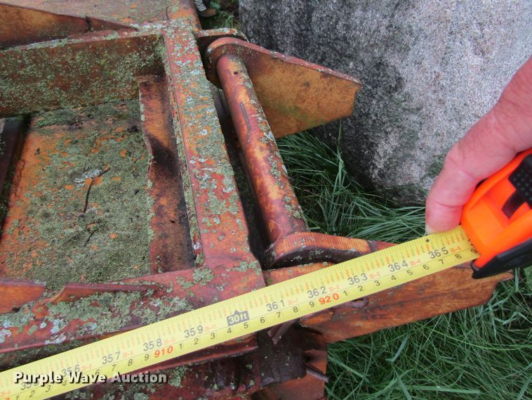 image for item GQ9039 1978 TSP CR35TXE lowboy equipment trailer