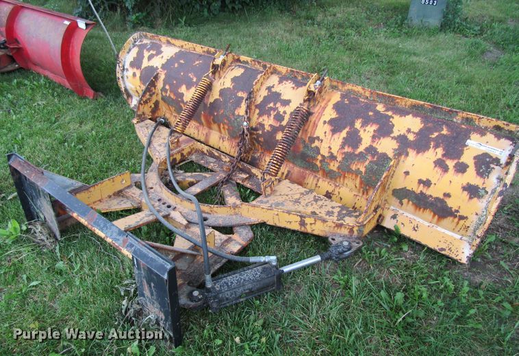 image for item GQ9043 9'W skid steer snow plow