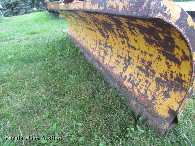 image for item GQ9043 9'W skid steer snow plow