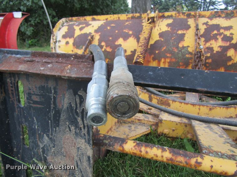 image for item GQ9043 9'W skid steer snow plow