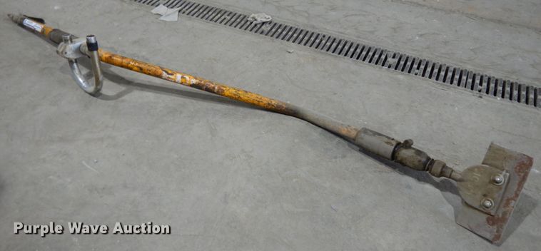 image for item GQ9732 Edco pneumatic spade