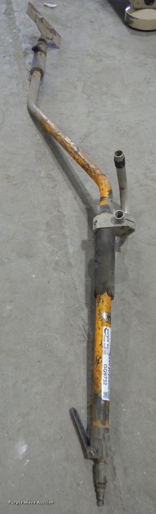 image for item GQ9732 Edco pneumatic spade