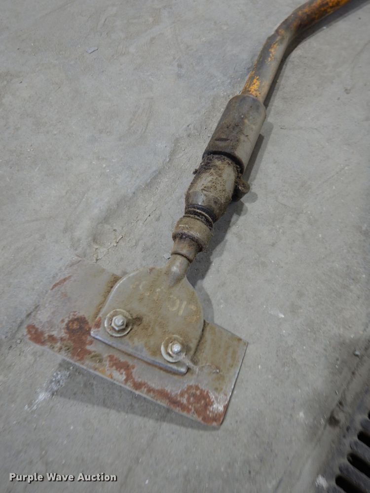 image for item GQ9732 Edco pneumatic spade