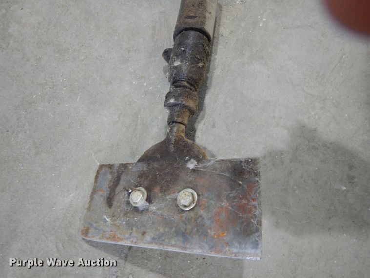 image for item GQ9732 Edco pneumatic spade