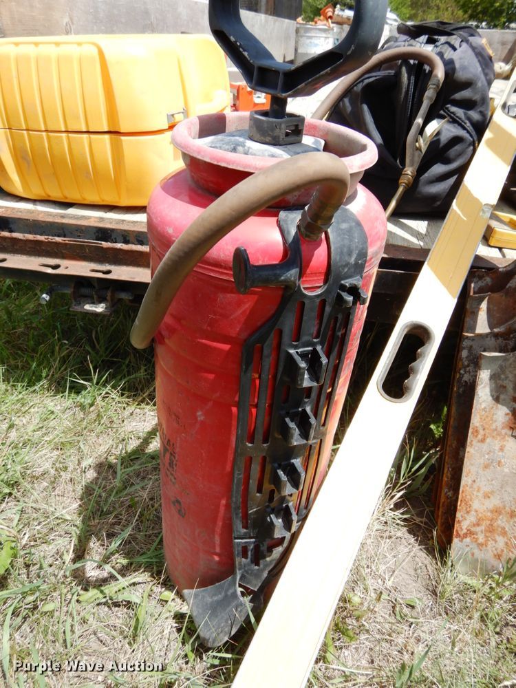 image for item GQ9738 Tools