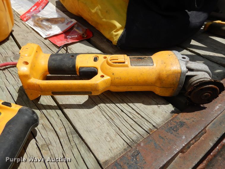 image for item GQ9738 Tools