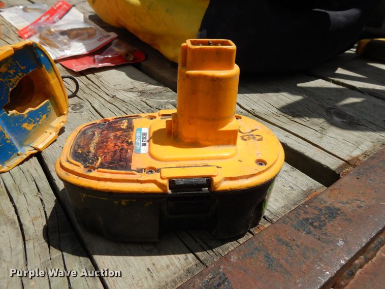 image for item GQ9738 Tools