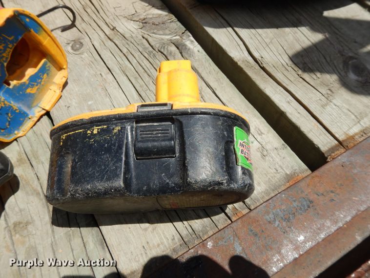 image for item GQ9738 Tools