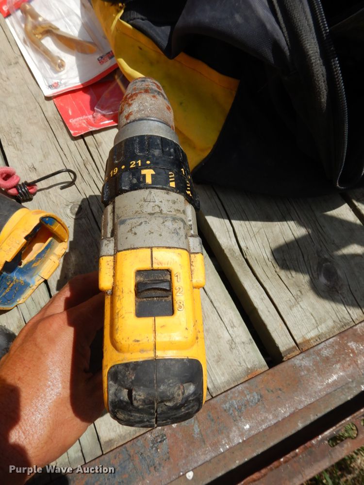 image for item GQ9738 Tools