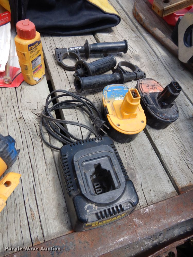 image for item GQ9738 Tools