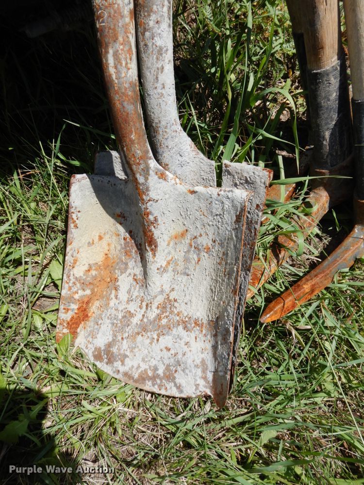 image for item GQ9738 Tools