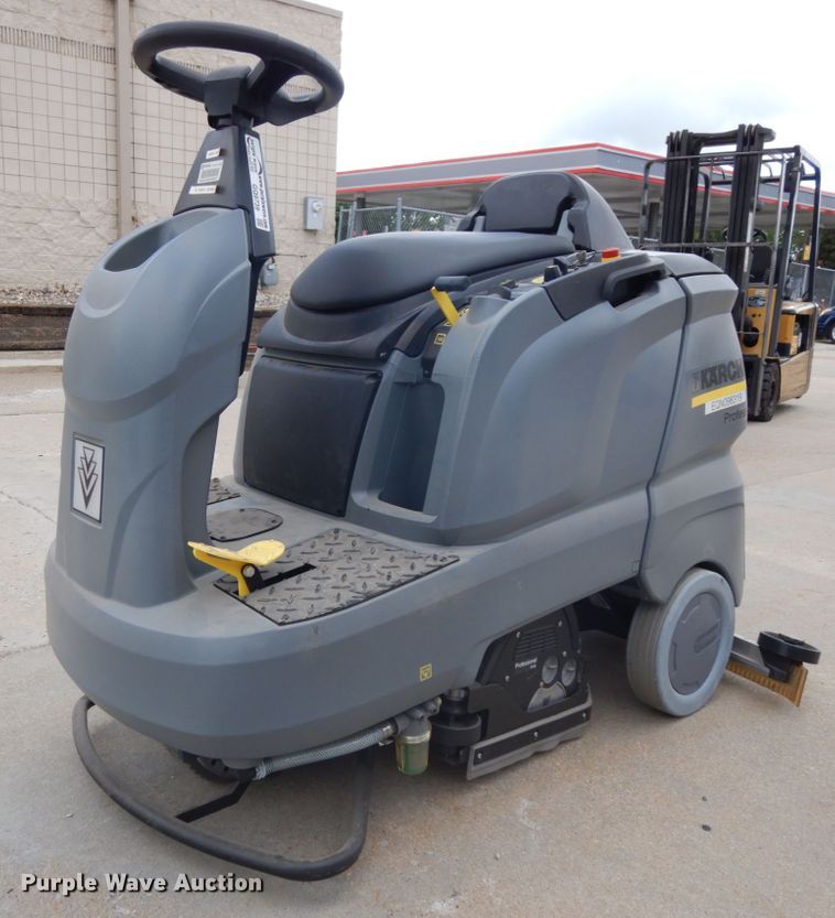 image for item GQ9739 2018 Karcher B90RR65 floor scrubber