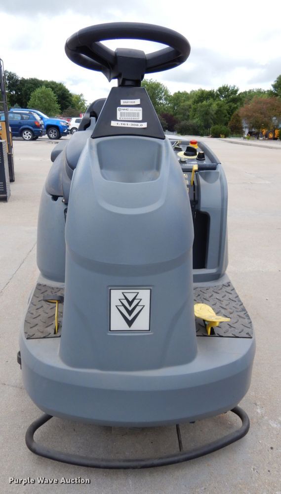 image for item GQ9739 2018 Karcher B90RR65 floor scrubber