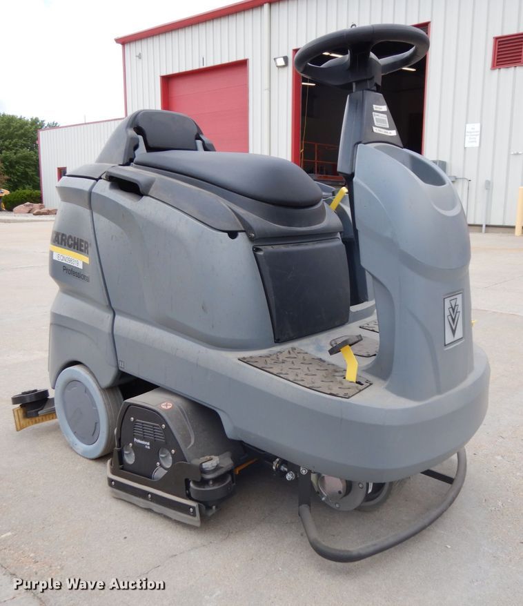 image for item GQ9739 2018 Karcher B90RR65 floor scrubber