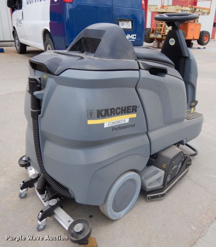 image for item GQ9739 2018 Karcher B90RR65 floor scrubber