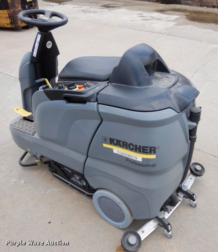 image for item GQ9739 2018 Karcher B90RR65 floor scrubber