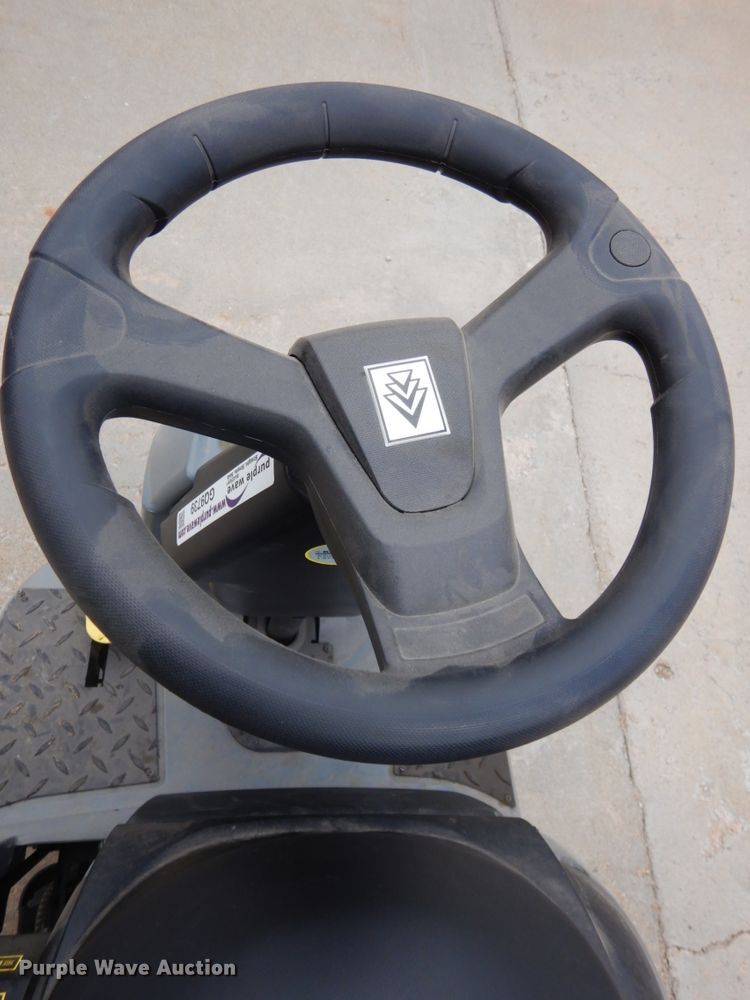 image for item GQ9739 2018 Karcher B90RR65 floor scrubber