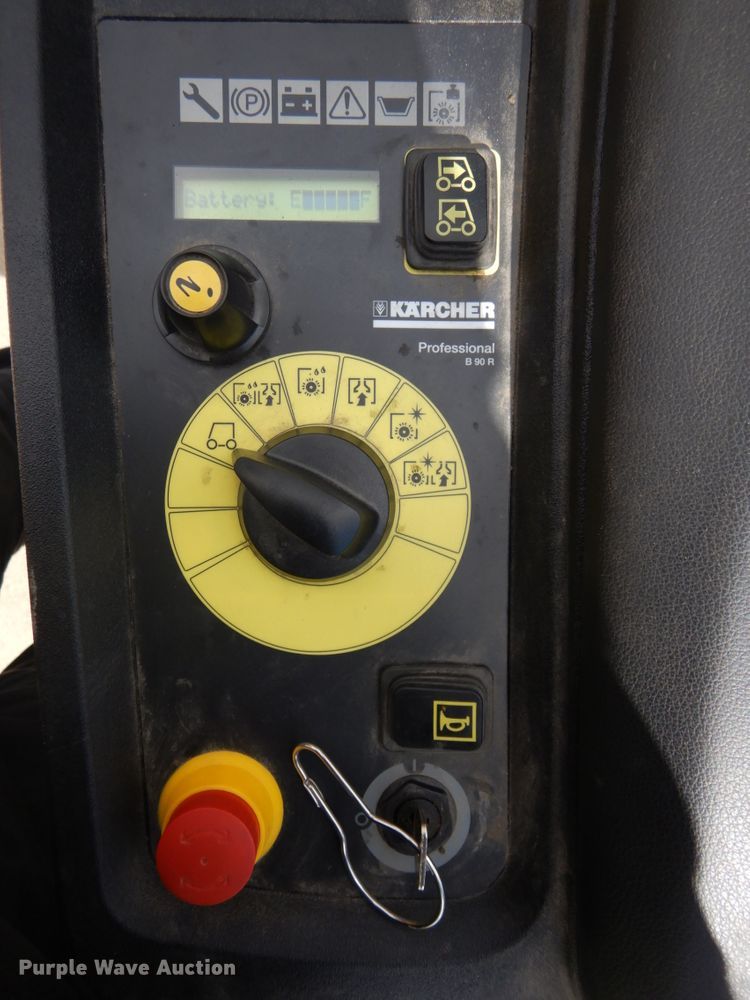 image for item GQ9739 2018 Karcher B90RR65 floor scrubber