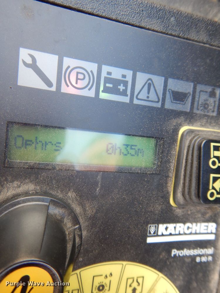 image for item GQ9739 2018 Karcher B90RR65 floor scrubber