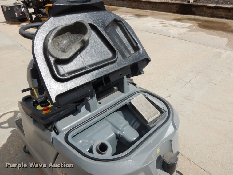 image for item GQ9739 2018 Karcher B90RR65 floor scrubber