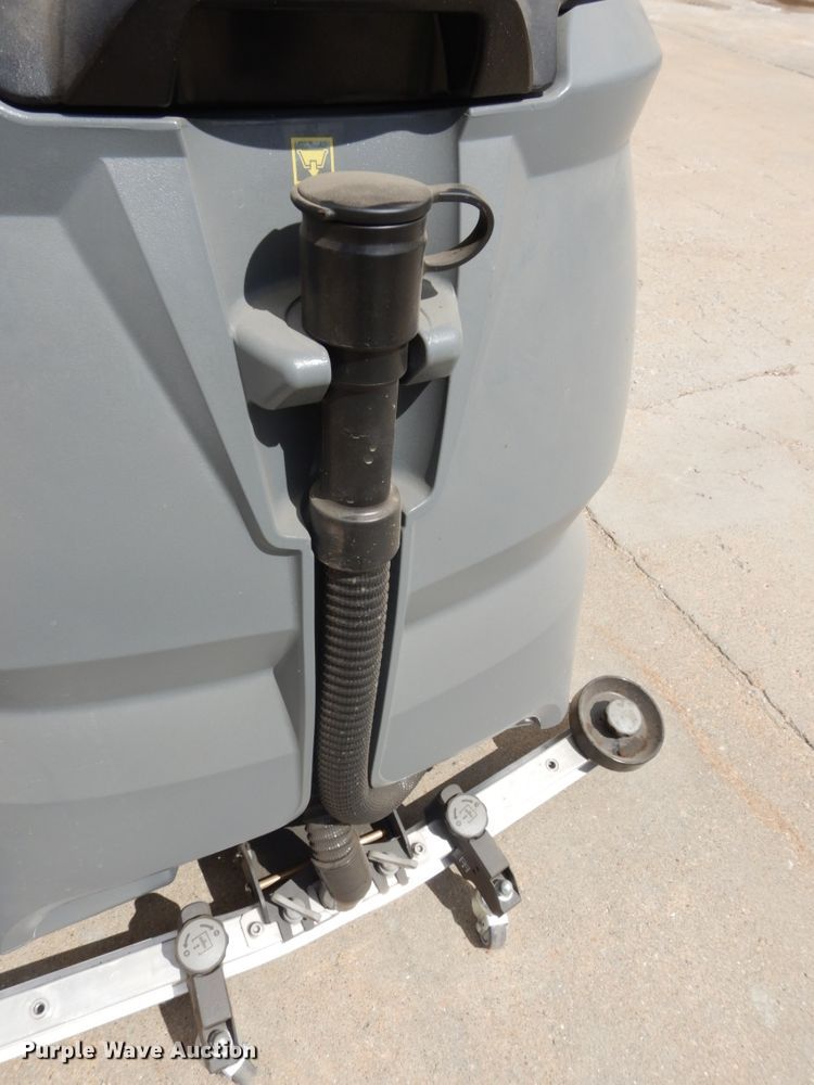 image for item GQ9739 2018 Karcher B90RR65 floor scrubber