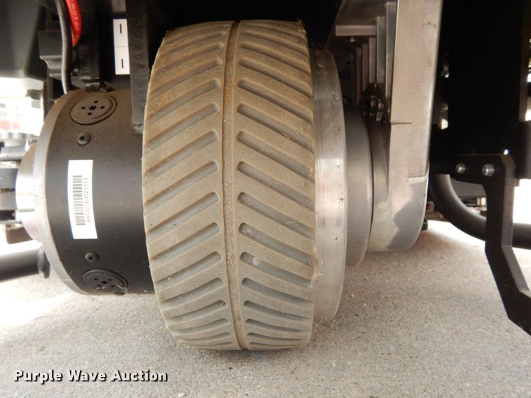 image for item GQ9739 2018 Karcher B90RR65 floor scrubber