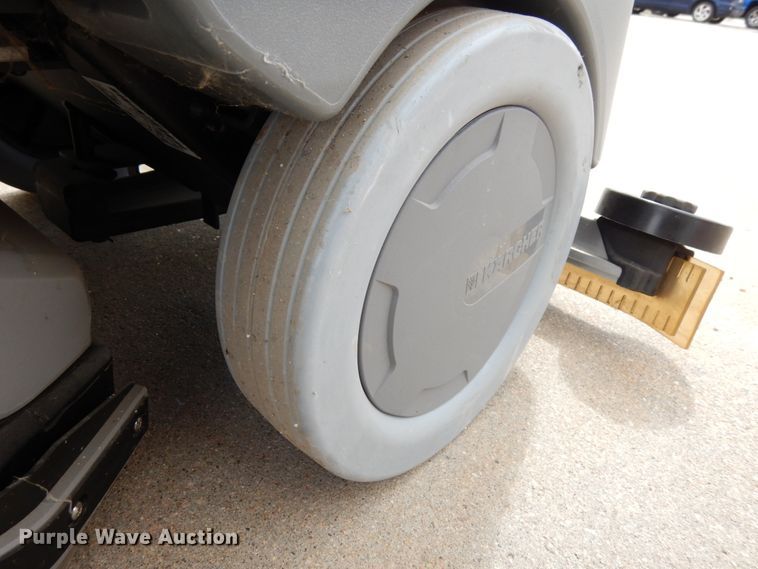 image for item GQ9739 2018 Karcher B90RR65 floor scrubber