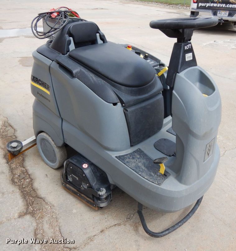 image for item GQ9740 2017 Karcher B90RR65 floor scrubber