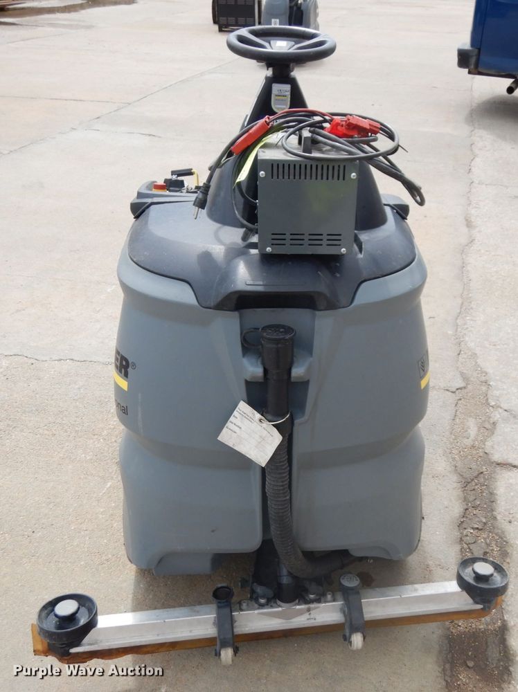 image for item GQ9740 2017 Karcher B90RR65 floor scrubber