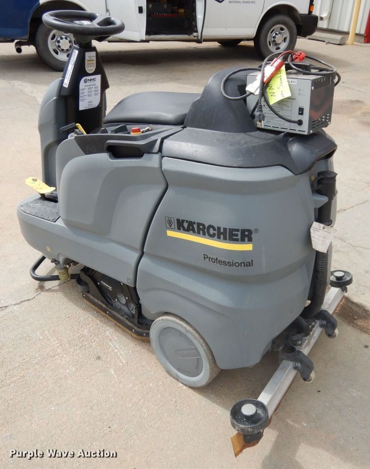 image for item GQ9740 2017 Karcher B90RR65 floor scrubber