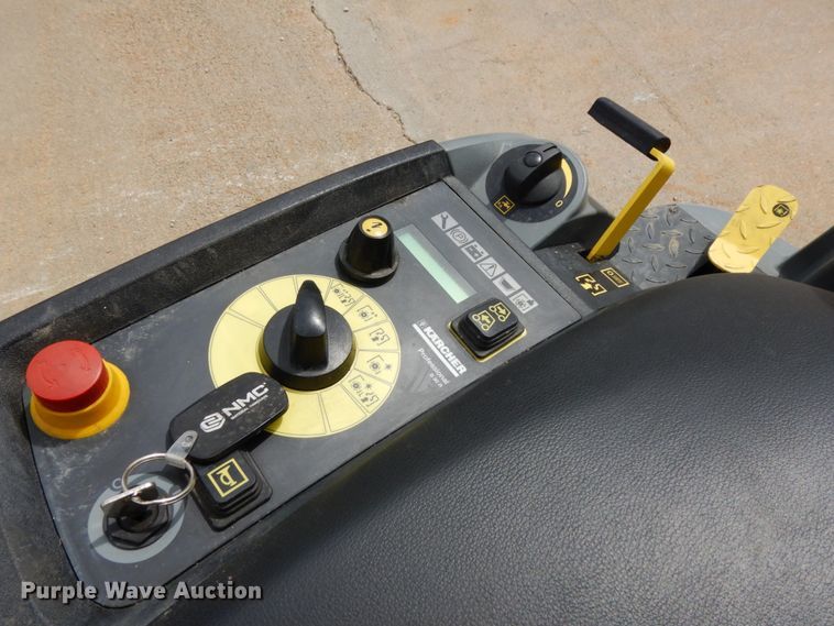 image for item GQ9740 2017 Karcher B90RR65 floor scrubber