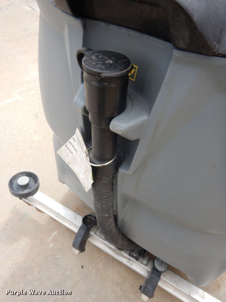 image for item GQ9740 2017 Karcher B90RR65 floor scrubber