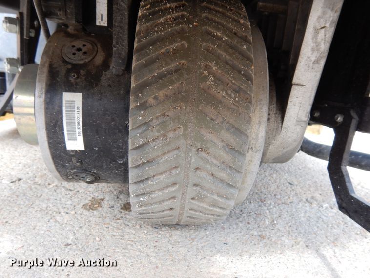 image for item GQ9740 2017 Karcher B90RR65 floor scrubber