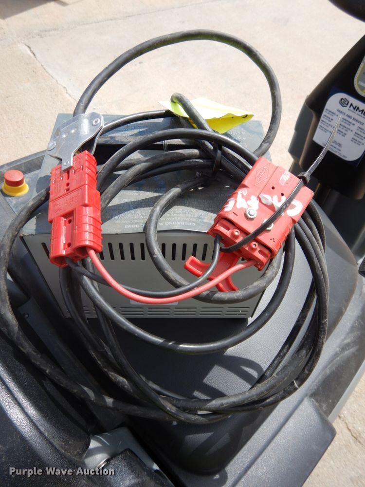 image for item GQ9740 2017 Karcher B90RR65 floor scrubber