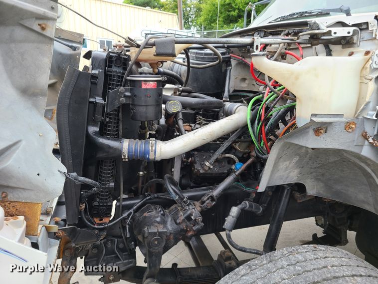 image for item GT9030 1998 Ford F800  dump truck