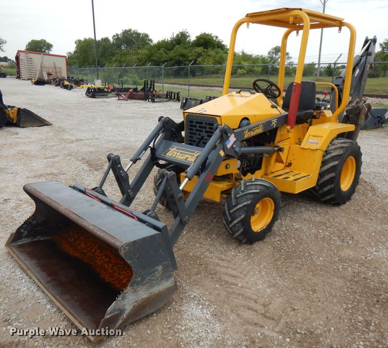 2016 Terramite T9 backhoe in Joplin, MO Item GT9445 sold Purple Wave