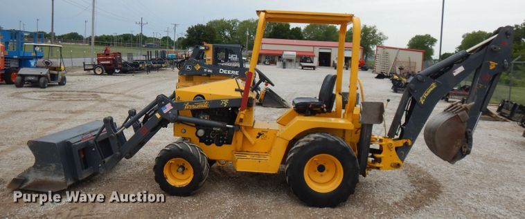 image for item GT9445 2016 Terramite T9  backhoe