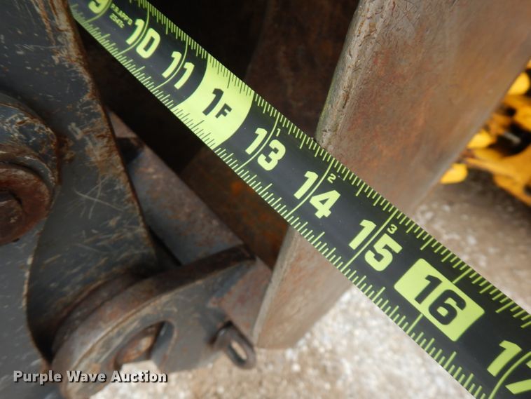 image for item GT9445 2016 Terramite T9  backhoe