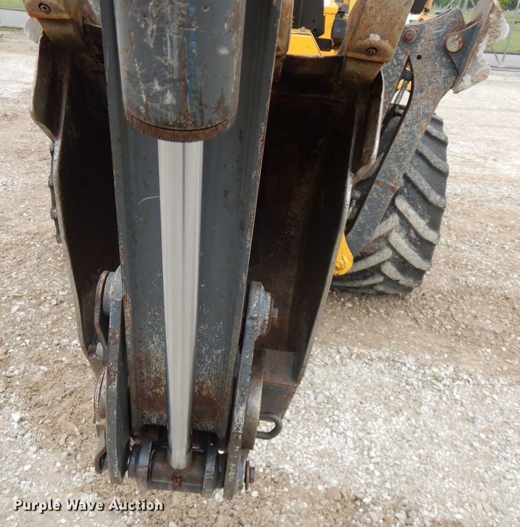 image for item GT9445 2016 Terramite T9  backhoe