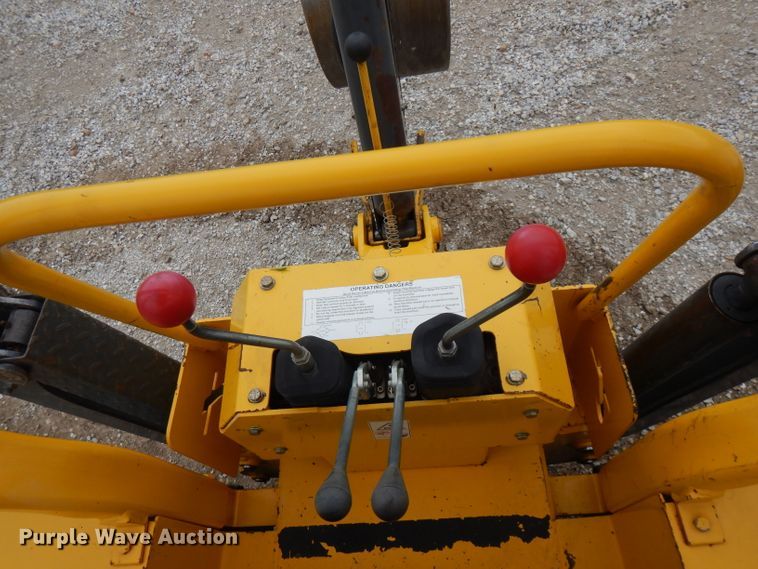 image for item GT9445 2016 Terramite T9  backhoe