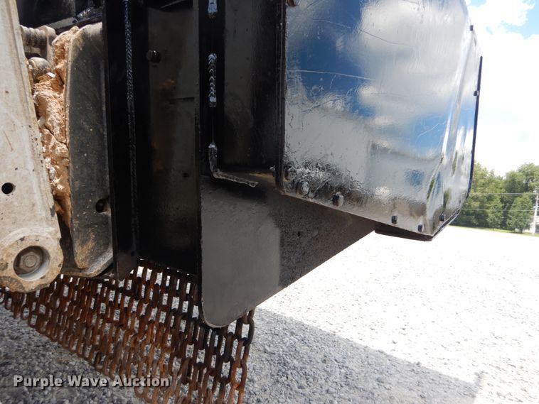 image for item GV9122 2013 Quick Attach skid steer forestry mulcher