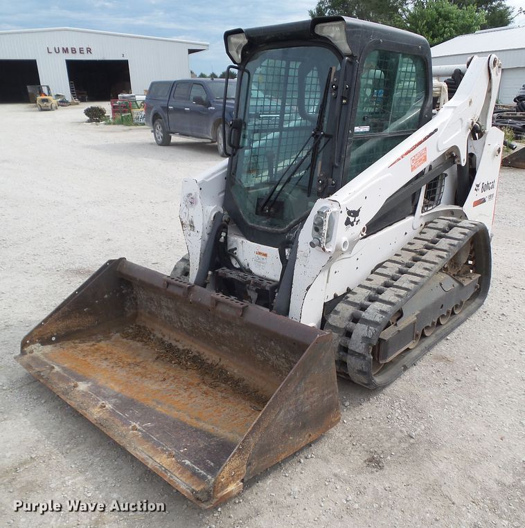 image for item GX9148 2016 Bobcat T590  tracked skid steer loader