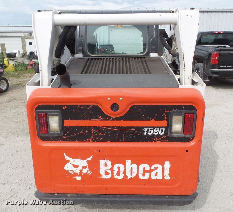 image for item GX9148 2016 Bobcat T590  tracked skid steer loader