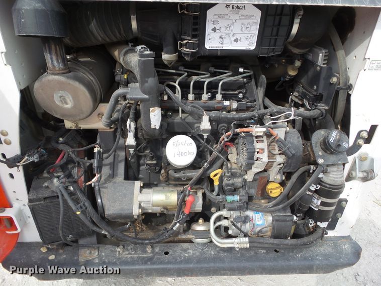 image for item GX9148 2016 Bobcat T590  tracked skid steer loader