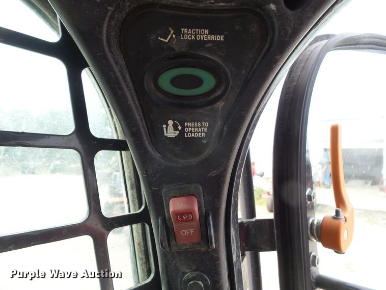 image for item GX9148 2016 Bobcat T590  tracked skid steer loader