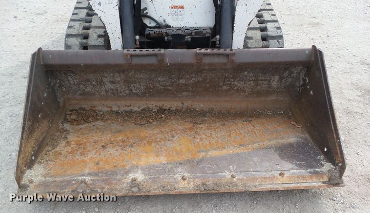 image for item GX9148 2016 Bobcat T590  tracked skid steer loader