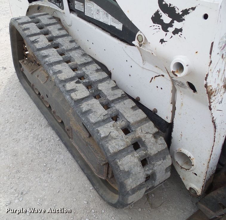 image for item GX9148 2016 Bobcat T590  tracked skid steer loader